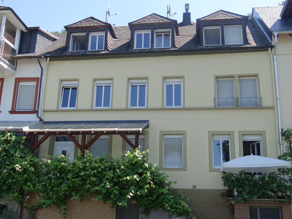 Haus Moezelblik - Schoene Aussicht Am Mosel Zell an der Mosel Bagian luar foto